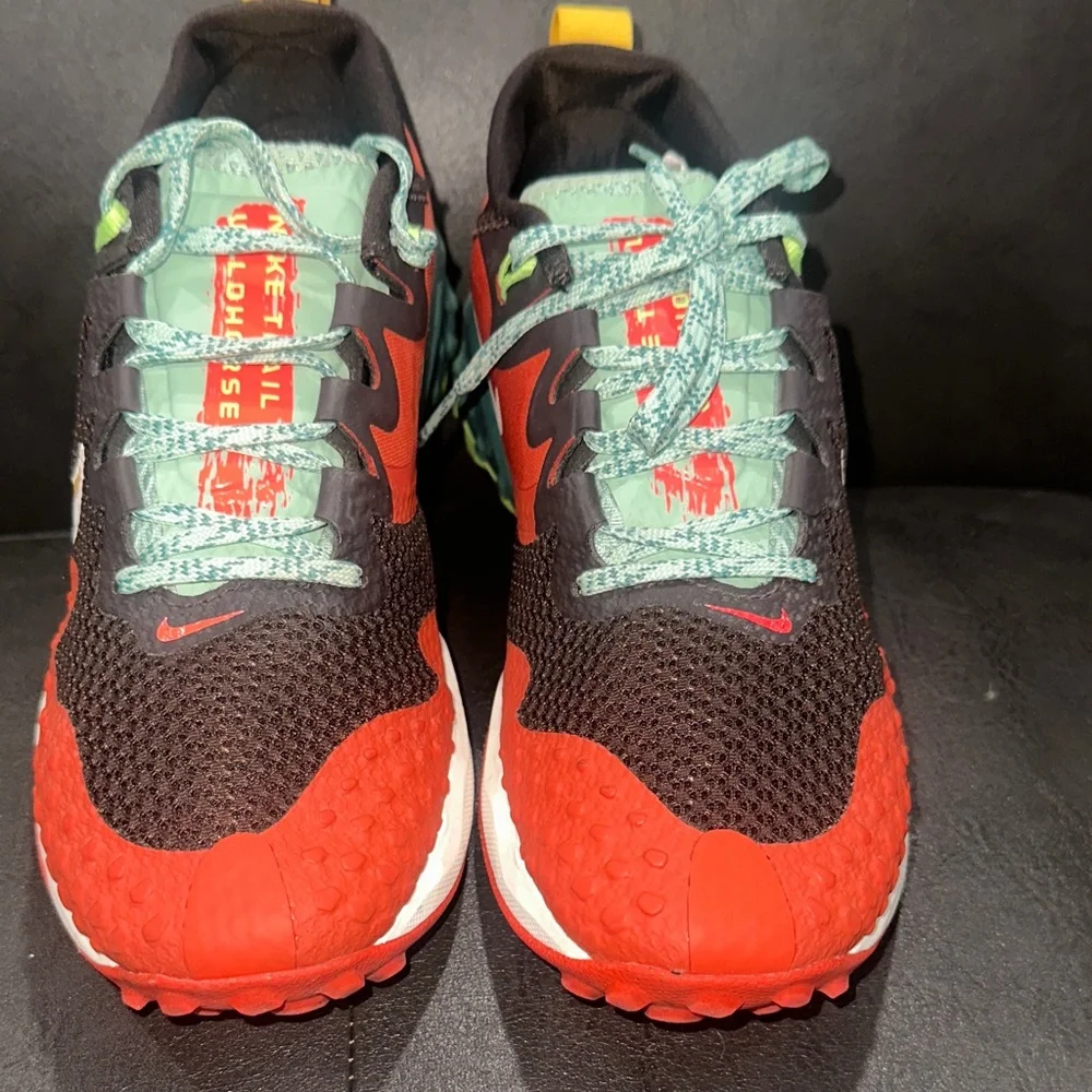 Nike Multicolor Trail Running Shoes - Picture 9 of 14